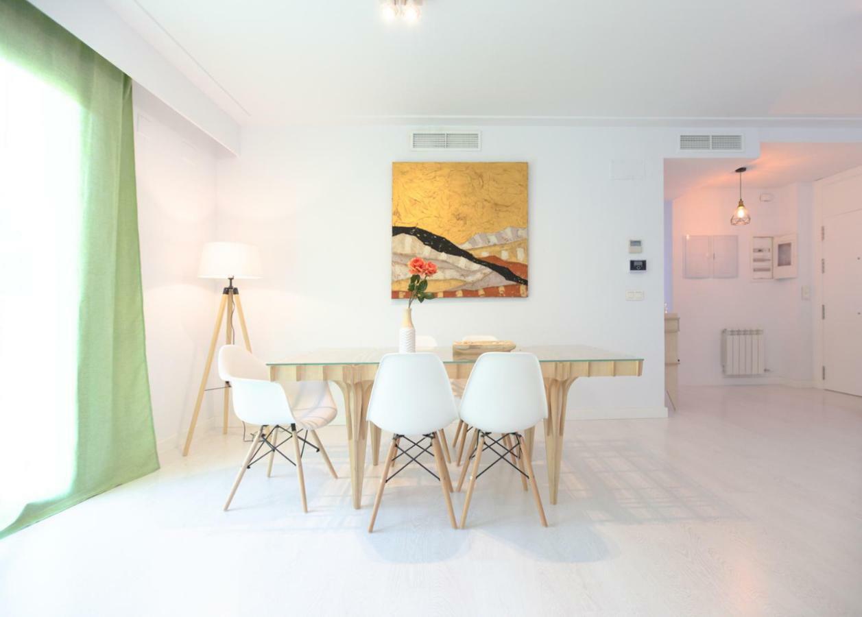 Apartamento De Diseno Con Jacuzzi Privado Granada Exterior photo