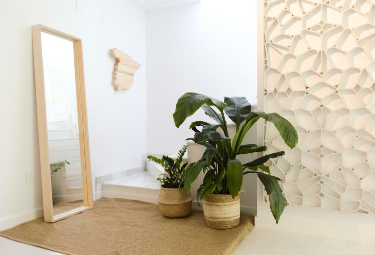 Apartamento De Diseno Con Jacuzzi Privado Granada Exterior photo