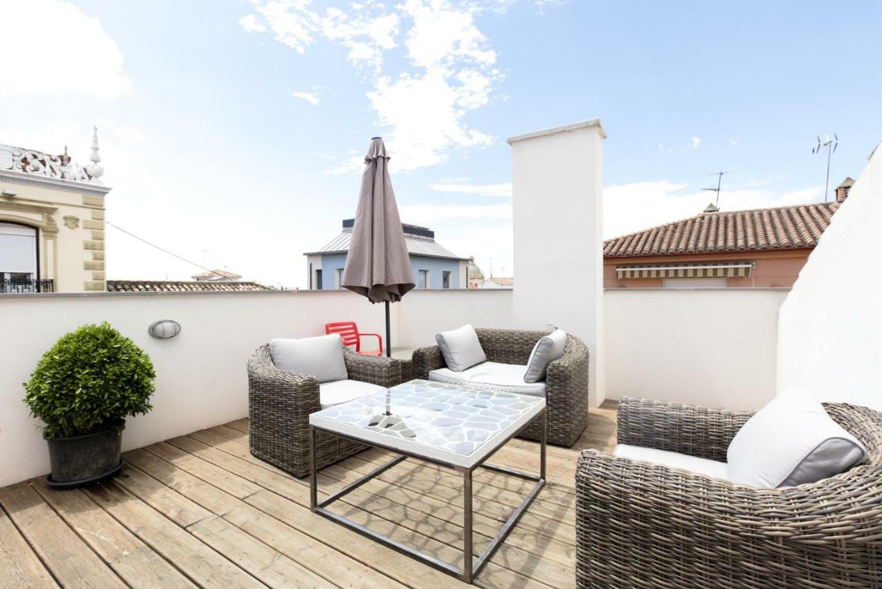 Apartamento De Diseno Con Jacuzzi Privado Granada Exterior photo