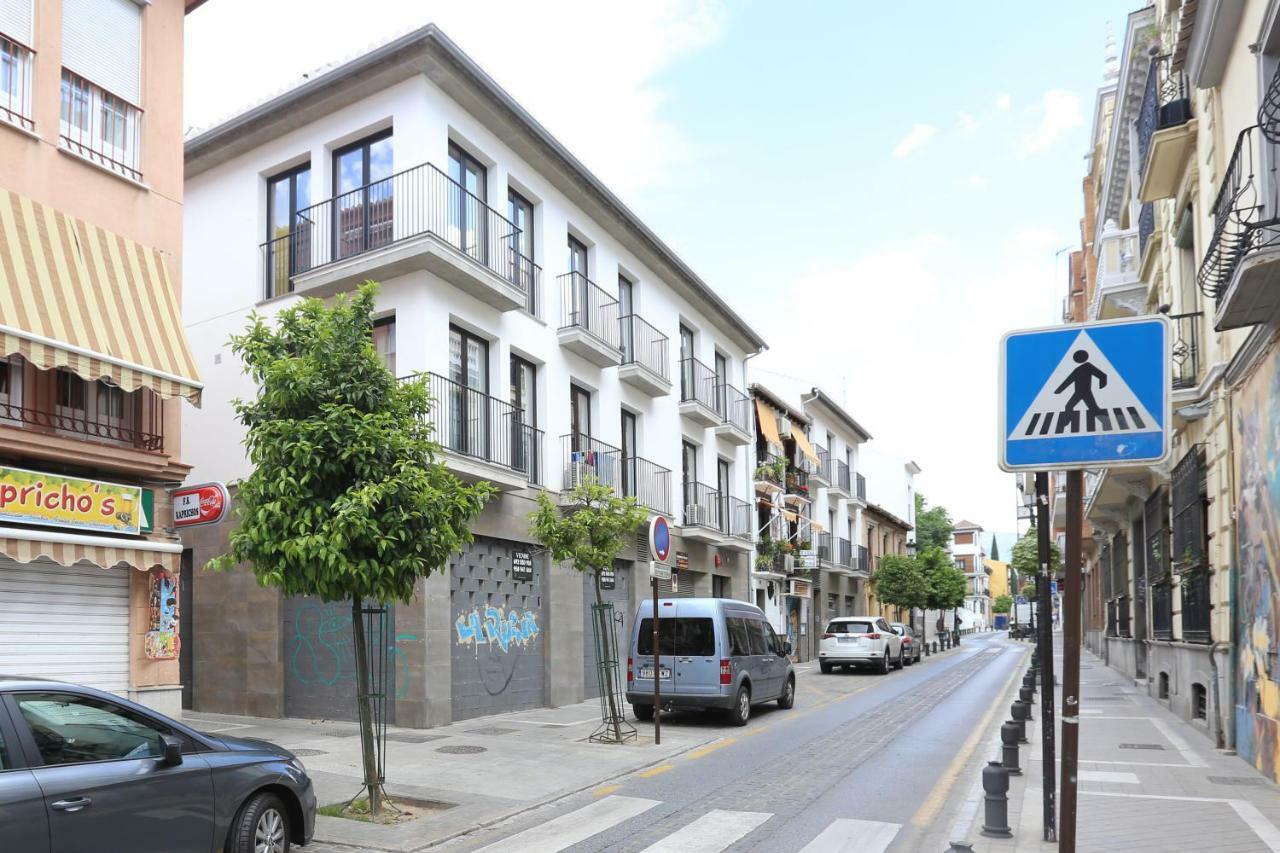 Apartamento De Diseno Con Jacuzzi Privado Granada Exterior photo